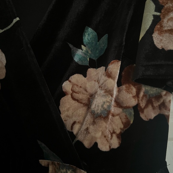 June & Hudson floral midi dress - Picture 8 of 8